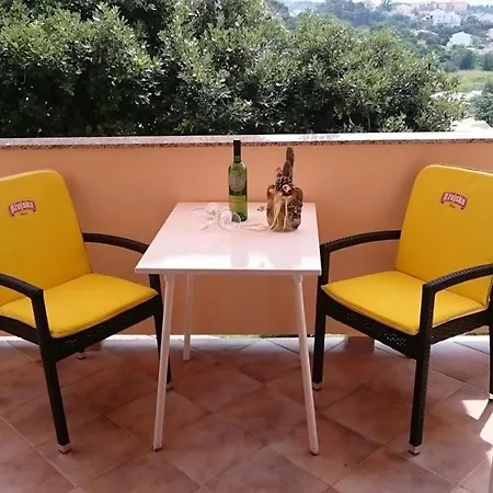 Guest house And With Parking Space Palit, Rab - 5067 3*